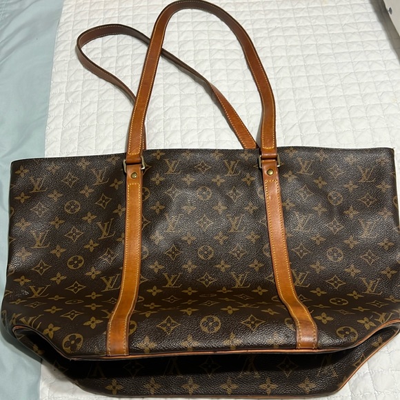 Louis Vuitton Handbags - AUTHENTIC VINTAGE LOUIS VUITTON TOTE BAG LARGE